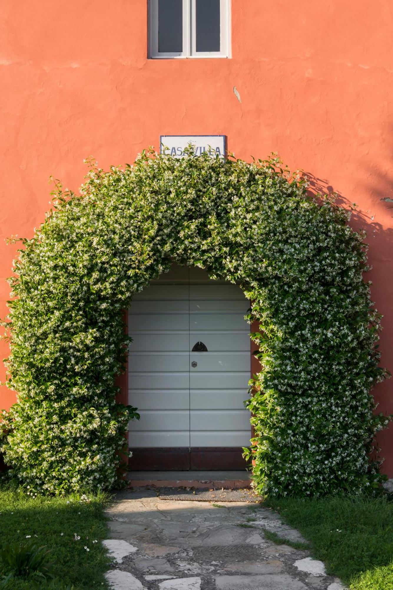 Casavilla Rentals By Torre A Cona Rignano sullʼArno Εξωτερικό φωτογραφία